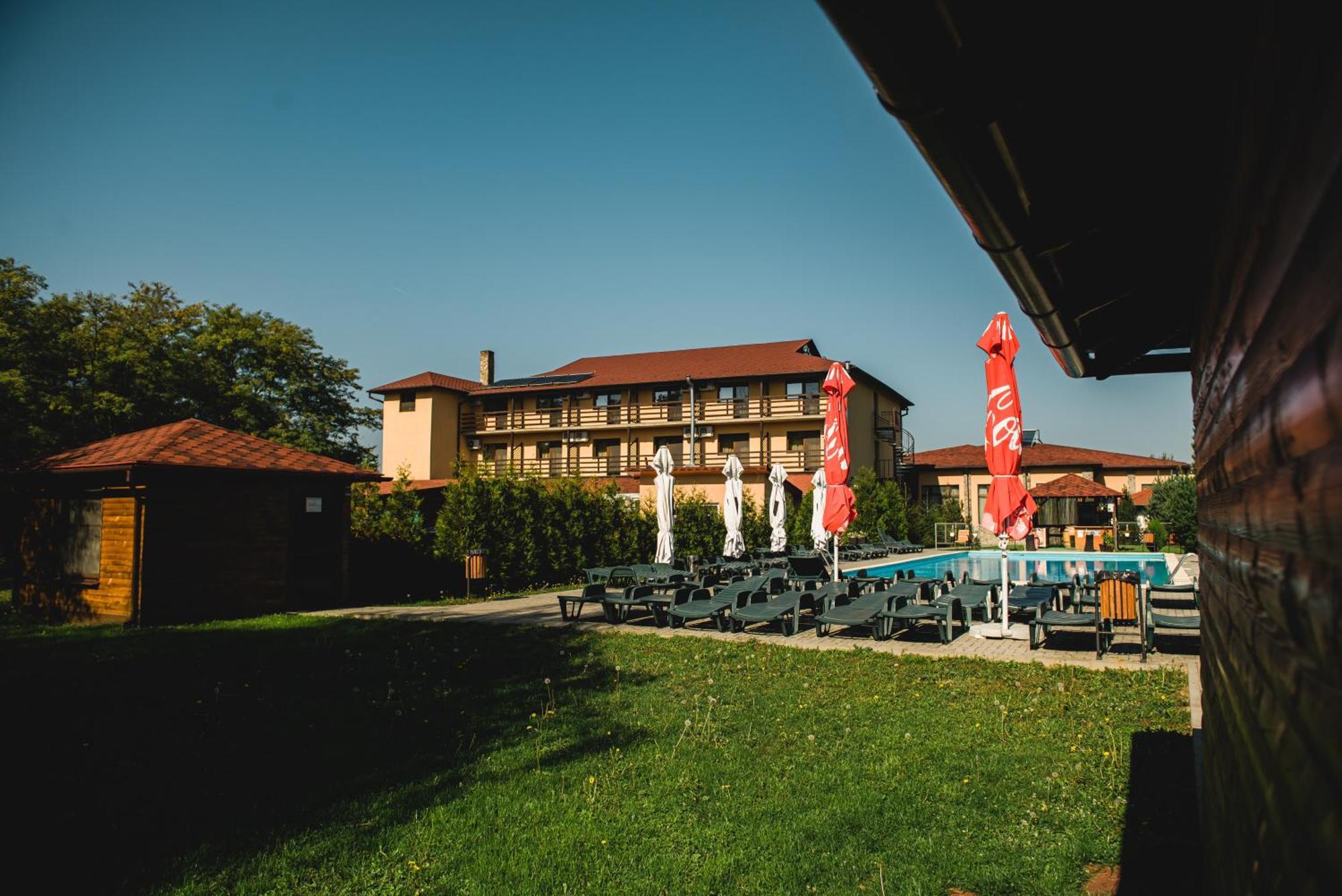 Hanul Lui Bogdan Economy Inn Făget Εξωτερικό φωτογραφία